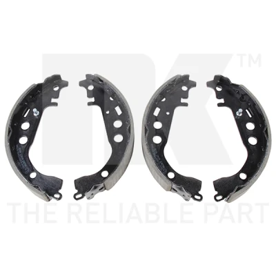 Imagen de NK 2745617 Zapatas de Freno 200 32 con accesorios TOYOTA: Yaris I Hatchback, II Corolla IX Hatchback