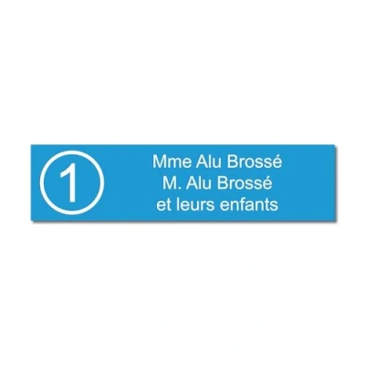 Imagen de Placa grabada para nombre y número buzón autoadhesivo, 10 x 2,5 cm, personalizada, 1 a 3 líneas, color azul claro