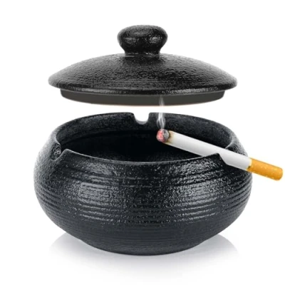 Imagen de Collazoey Cenicero de Cerámica con Tapa, para Exteriores, Retro Negra, Adecuado el Hogar, Oficina, Escritorio, Patio, Balcón al Aire Libre