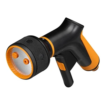 Imagen de Fiskars Pistola pulverizadora, 3 funciones, Caudal variable, Con regulador frontal y bloqueo de apertura/cierre, SoftGrip, Tamaño universal, Negro/Naranja, 1065483