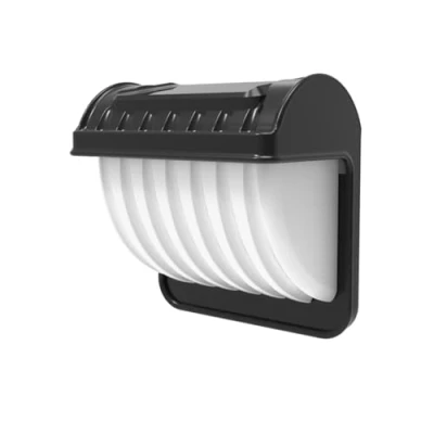 Imagen de Regleta alemana Serie L de 3 vías con interruptor. Longitud 1,5 m, cable 3G mm² en elegante color negro, ideal para organizar y controlar tus dispositivos eléctricos.