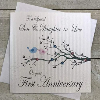 Imagen de WHITE COTTON CARDS Tarjeta de felicitación por Aniversario a un Especial Hijo y nuera en su Primera pájaros Corazones, Color Blanco