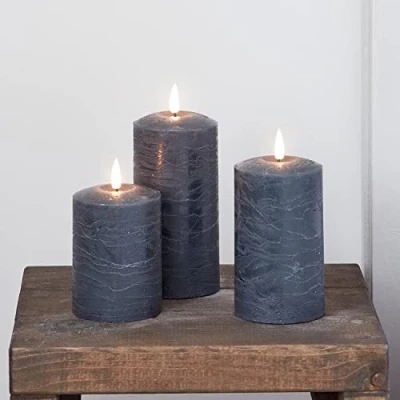 Imagen de Lights4fun Conjunto de 3 Velas TruGlow® en Cera Gris Efecto Envejecido con LED Blancos Cálidos a Pilas para Interiores