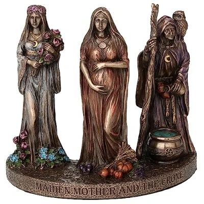 Imagen de Veronese Design Escultura wicca de resina fundida en frío con acabado bronce triple luna 4 3/8 pulgadas