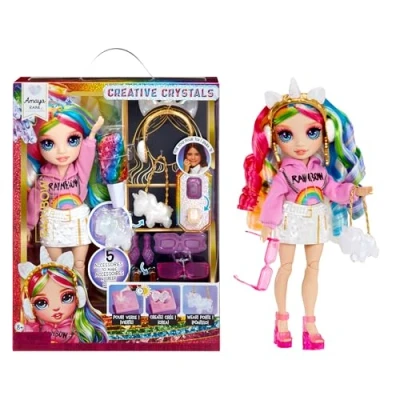 Imagen de RAINBOW HIGH Creative Crystals Amaya Muñeca de Moda Arco Iris 28 cm con Accesorio Cristal Make It Kit, Anillo para Ti, DIY, Manualidades, Juego Resina, Niños +8 Años, NO Comestible