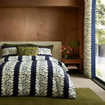 Imagen de Orla Kiely Bedding Juego de funda edredón 100 % algodón, diseño rayas sicomoro, color azul espacial, tamaño King: 230 x 220 cm