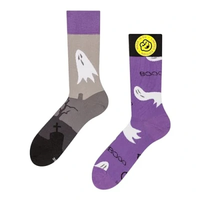 Imagen de Dedoles Calcetines Unisex Hombre Mujer y Niños Algodón muchos diseños divertidos diferente izquierda derecha, color: Morado, diseño: Cementerio encantado, tamaño: 43 46