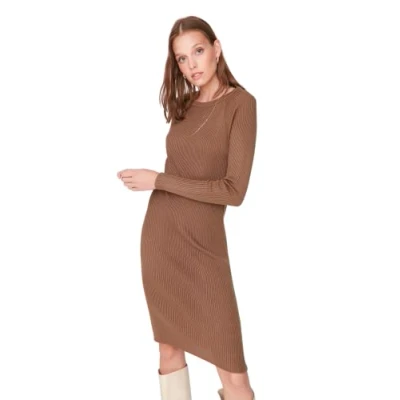 Imagen de Trendyol Woman Fitted Bodycon Crew Neck Knitwear Dress Vestido, marrón, L para Mujer