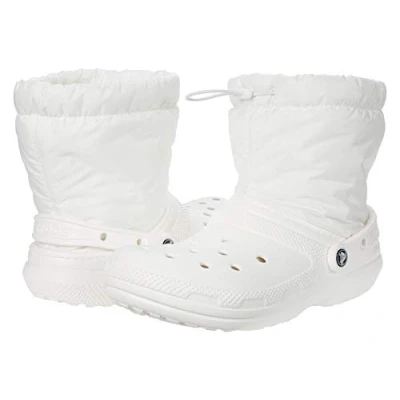 Imagen de Crocs Classic Lined Neo Puff Boot, Botas para nieve Unisex adulto, White/White, 39 1/3 EU