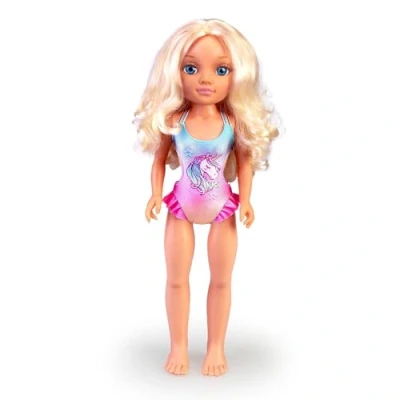 Imagen de Nancy un día con Toalla mágica, muñeca de Pelo Rubio y Largo, bañador Verano, Gafas Sol una Unicornio como Accesorios, Juguete para niños niñas +3 años, Famosa (NAC19000)