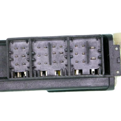 Imagen de VEMO V10 05 0017 Motor eléctrico, elevalunas 12 Eje delantero, izquierda, derecha Original calidad de norauto, oscaro, mister auto