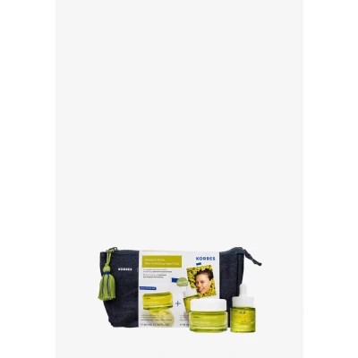 Imagen de KORRES Santorini Grape Expert Duo Juego de crema día (40 ml y elixir 15 ml, para piel aterciopelada un brillo radiante, sin silicona ni parabenos, vegano)