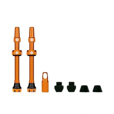 Imagen de Muc Off Set de Válvula Presta para Tubeless, Naranja, 44 mm Bicicleta Sin Fugas Con Herramienta Extracción Núcleo Integrada