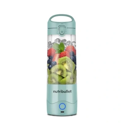 Imagen de nutribullet Batidora portátil en azul claro, potente hoja extractora, taza de 475 ml, tapa para llevar, cable carga USB C y guía del usuario (idioma español no garantizado), ofrece más 15 ciclos