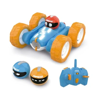 Imagen de Ninco Coche teledirigido acrobático Infantil Acrobatic con batería de Litio, giros 360º y Luces 3 Cascos incluidos Intercambiables, A Partir 6 años (NH93193)