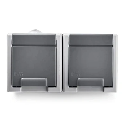 Imagen de FAMATEL Doble Base enchufe de empotrar Serie Aquant 55 IP55 Protección Infantil este es a prueba agua Fácil instalar producto Aluminio Gris