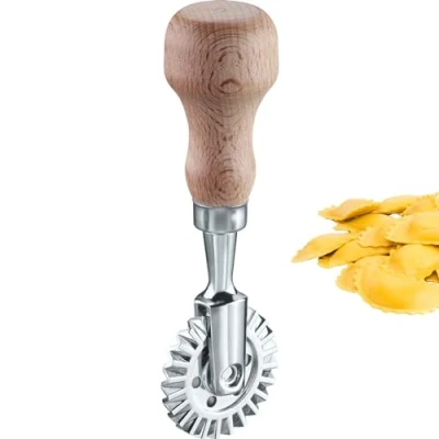 Imagen de Westmark 61492270 Cortador de Raviolis, Rueda PRÁCTICO para Cortar Pasta Casera y Masa Repostería, Ø 39 mm, Zinc, Madera Haya