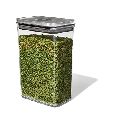 Imagen de OXO SteeL Recipiente para alimentos de acero rectangular mediano, Tarro cocina hermético con tapa inoxidable, Tamaño mediano 2.6 litros