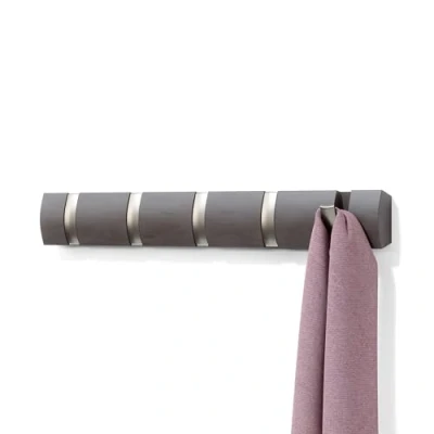 Imagen de Umbra Flip Perchero de pared con 5 ganchos extraíbles, Álamo, Madera flotante/Níquel