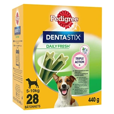 Imagen de Pedigree Dentastix Fresh Friandises pour Petit Chien, 112 bâtonnets à mâcher l&#039;hygiène bucco dentaire (16 sachets de 7 Sticks)