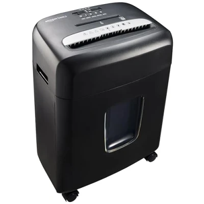Imagen de Amazon Basics Trituradora de microcorte 8 hojas capaz destruir papel CD y tarjetas crédito, Negro