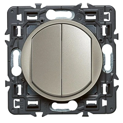 Imagen de Legrand Celiane LEG99781 Pulsador doble (6 A), color titanio