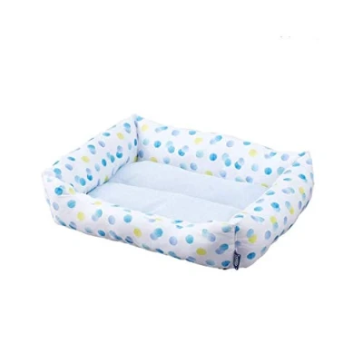 Imagen de Iris Ohyama, cama térmica para mascotas / cómoda perros durante todo el año, material aislante, asiento acolchado, bordes, gato &amp; perro pequeño Pet Bed Sofa PCSB 20M Punto
