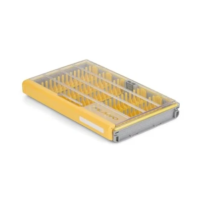 Imagen de Plano Edge Master Skirted/Bladed Jig 3700 Caja para señuelos