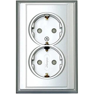 Imagen de Kopp 927620086 Malta Enchufe de Contacto con Doble Toma Corriente Mayor protección táctil, Plata, 2 fach mit Berührungsschutz