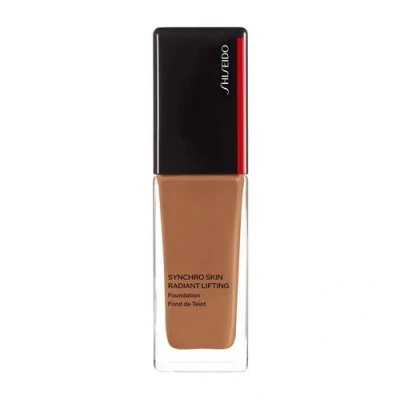 Imagen de Shiseido Synchro Skin Radiant Lifting Base de maquillaje 510 Suede 30 ml