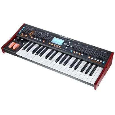 Imagen de Behringer DEEPMIND 6 True Analog Sintetizador polifónico de voces con 4 motores FX, 2 OSC y LFO por voz, 3 generadores ADSR, matriz modulación 8 canales