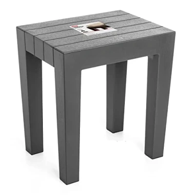 Imagen de TATAY banqueta rectangular fabricada en Polipropileno texturizado bgris, con acabado efecto madera. Protección anti uva, apta para interior y exteriores. Medidas 38x29x41m5 cm