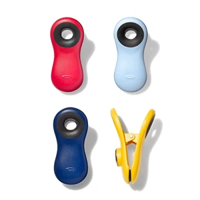 Imagen de OXO Good Grips, Pinzas magnéticas Multiusos, Pack de 4 (Surtido)