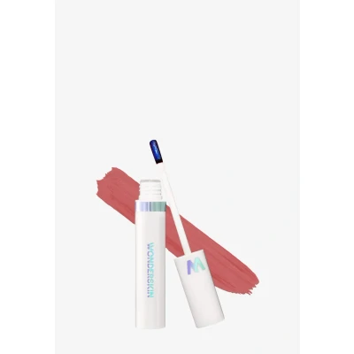 Imagen de Wonderskin Wonder Blading Lip Stain Peel Off Masque Tinte De Labios Desnudo Larga Duración, Resistente Al Agua Y A Prueba Transferencia, Acabado Mate, Maquillaje Despegable (Whimsical Masque)