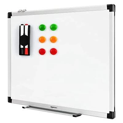 Imagen de Amazon Basics Pizarra blanca magnética con bandeja para rotuladores y marco de aluminio, 60 cm x 45