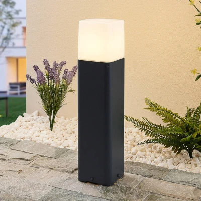 Imagen de Lámpara para exterior &#039;Paikea&#039; (Moderno) en Negro hecho de Aluminio (1 llama, E27) Lucande iluminación senderos, baliza, farola