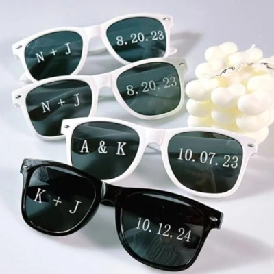 Imagen de calcomanías personalizadas para gafas de sol, iniciales con nombre personalizado y fecha, vinilo, bricolaje, boda, despedida soltera,