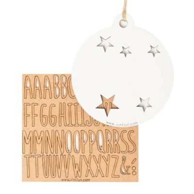Imagen de WONDEE Bolas Navidad Personalizadas, Pack 2 de para Personalizar con Nombre en Casa la Familia (Incluye Kit Letras y Cuerda), Adornos Navideños Personalizados Originales, Ecológico