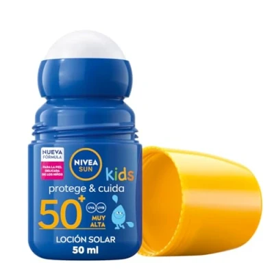 Imagen de NIVEA SUN Roll On solar Kids Protege &amp; Cuida FP50+ (1 x 50 ml), protector para niños, crema resistente al agua, protección muy alta