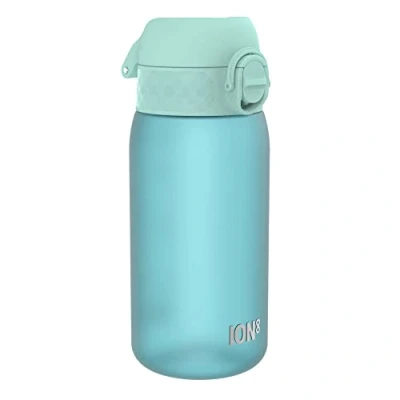 Imagen de Ion8 Botella de Agua para Niños, 350ml, a Prueba Fugas, Fácil Abrir, Cerradura Segura, Apta Lavavajillas, Sin BPA, Asa Transporte, Limpiar, Neutro en Carbono, Azul Sónico