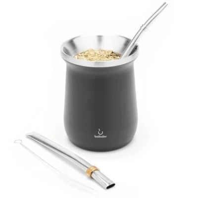 Imagen de BALIBETOV Elegante Juego Yerba Mate Gourd (Taza Mate) Doble pared de acero inoxidable 18/8 Incluye dos bombillas y un cepillo limpieza (Negro)