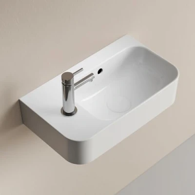 Imagen de EMKE Lavabo Suspendido 450 x 265 155 mm Compacto y Elegante para Pequeños Baños WC de Invitados Grifo a la Izquierda, Instalación en Pared, Blanco Brillante