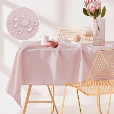 Imagen de ROOM99 Aura Mantel de 140 x 200 cm, Antimanchas, Lavable, Impermeable, poliéster, Rectangular, decoración Banquete, para Todo el año, Color Rosa pálido