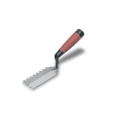 Imagen de fratasadora de llanta dientes cuadrados Marshalltown 6x6x6 mm y mango Durasoft, estrecha para lugares estrechos, dimensiones: 127x51