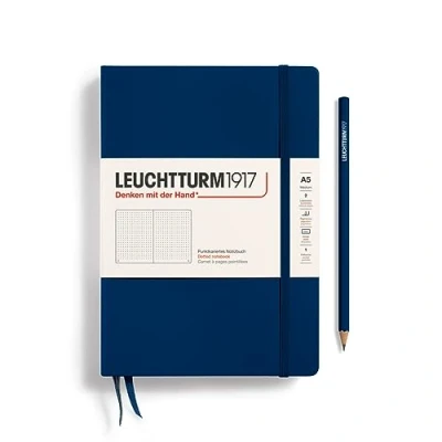 Imagen de LEUCHTTURM1917 342925 Libreta de notas Medium (A5) tapas duras, 251 páginas numeradas, azul marino, puntos