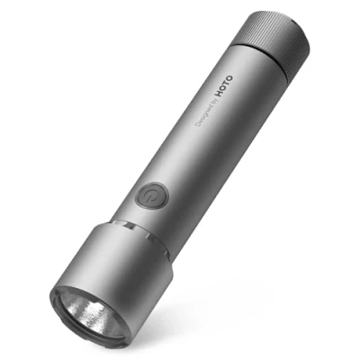 Imagen de HOTO Linterna Táctica, Led Recargable de 2300 Lúmenes Altos, Haz Largo 300 Metros, IP68 Impermeable, con Modo Táctico para Supervivencia, Emergencias