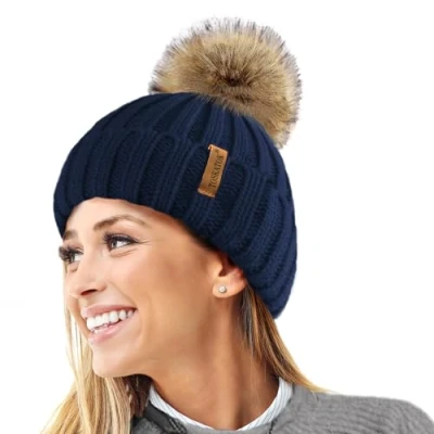 Imagen de TOSKATOK® Invierno de Las Mujeres Costilla Punto Hat/Beanie con Desmontable Piel Falsa Chunky Pom Bobble Navy