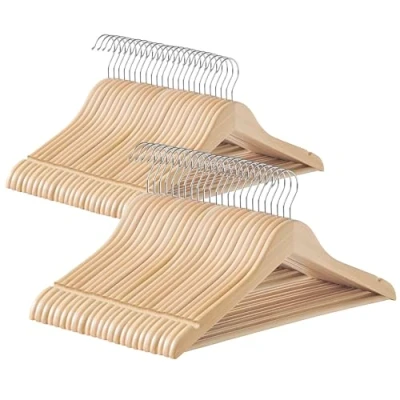 Imagen de SONGMICS Perchas de Madera, 48 Unidades, para Abrigos, con Ranuras los Hombros, Barra Pantalones, Gancho Giratorio 360, Chaquetas Camisas Beige Natural CRW010N48
