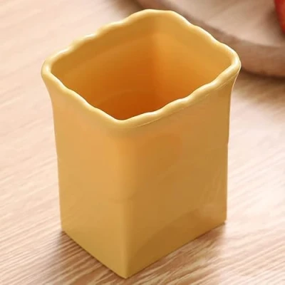 Imagen de Quickly Making Ea Zy Fruit Cutter,Ea Slicer Cutter Cup, Vegetable Cup Slicer, Strawberry Banana (Yellow)