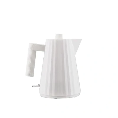 Imagen de Alessi Plissé MDL06/1WUK Hervidor Eléctrico de Design, en Resina Termoplástica, Enchufe Inglés 2400W, 100cl, Blanco